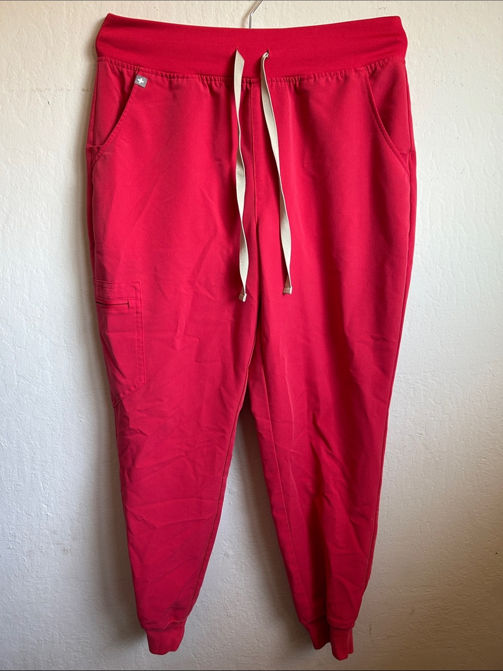 Figs Red Drawstring Joggers Scrub Pants M/P